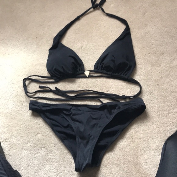 guess black swimsuit